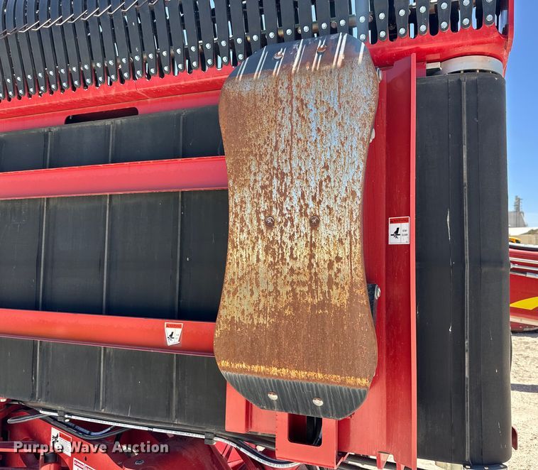 image for item DK6610 H&S TF6128 hay merger