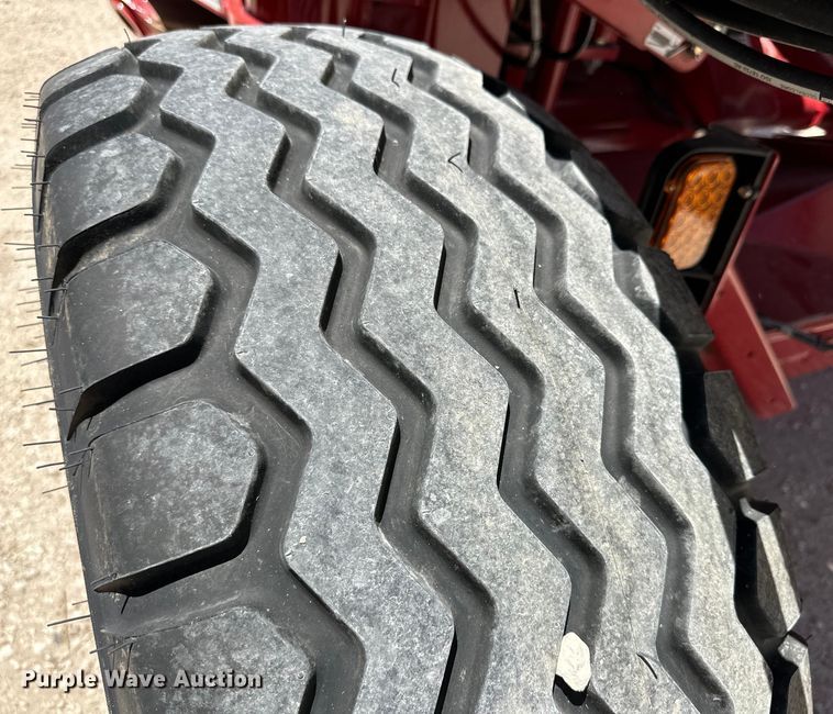 image for item DK6610 H&S TF6128 hay merger