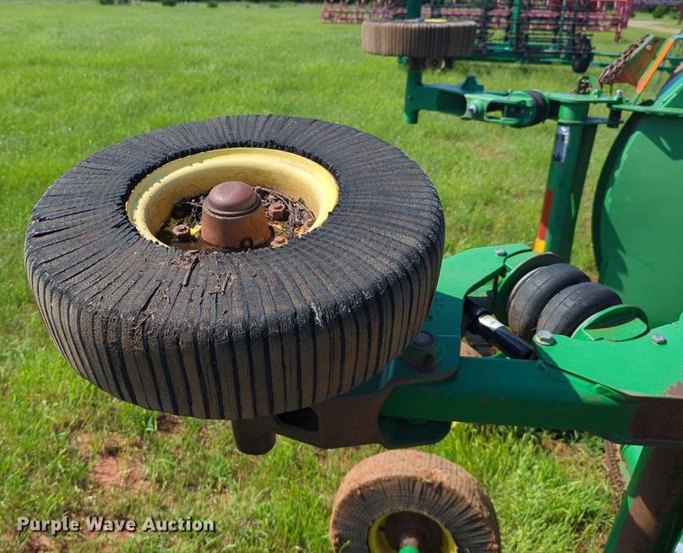 image for item DN3841 John Deere CX15 batwing rotary mower