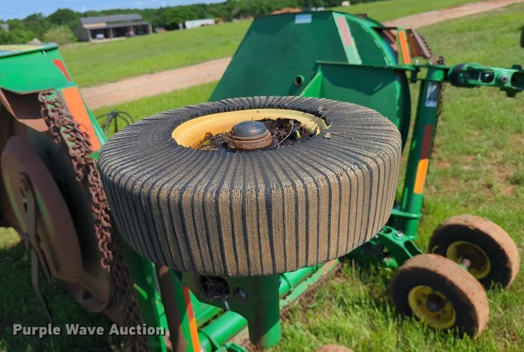 image for item DN3841 John Deere CX15 batwing rotary mower