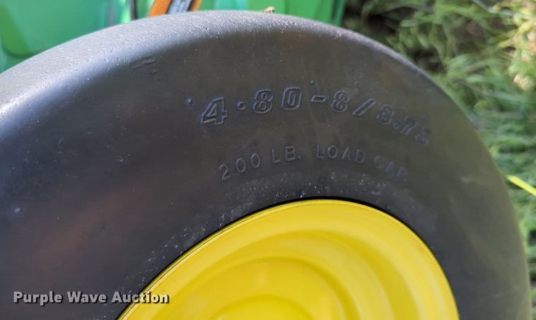 image for item DN3842 2019 John Deere 560M round baler