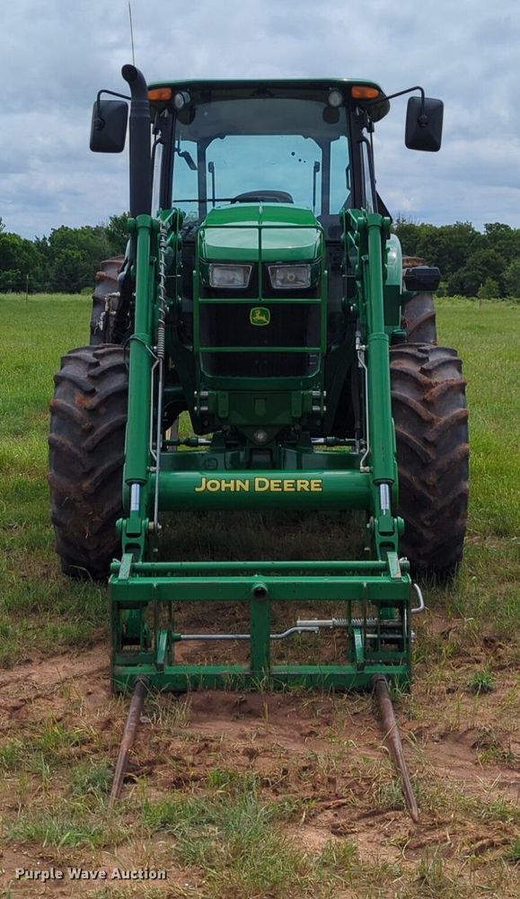 image for item DN3844 2016 John Deere 6135E MFWD tractor