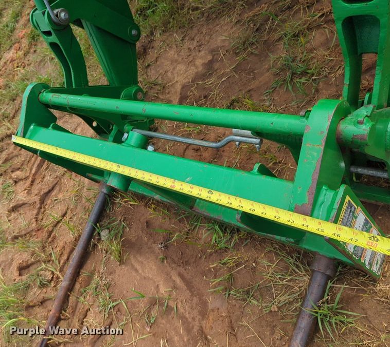 image for item DN3844 2016 John Deere 6135E MFWD tractor