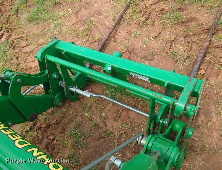 image for item DN3844 2016 John Deere 6135E MFWD tractor