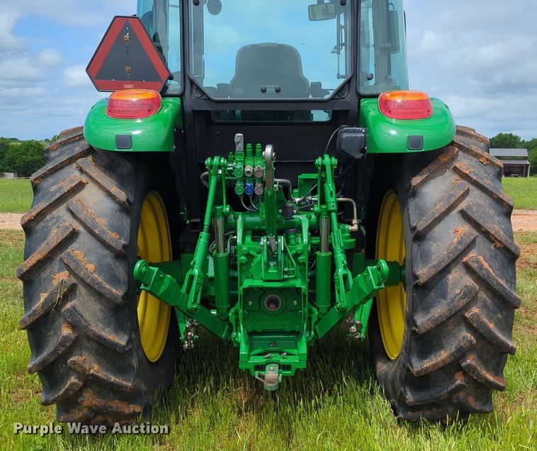 image for item DN3844 2016 John Deere 6135E MFWD tractor