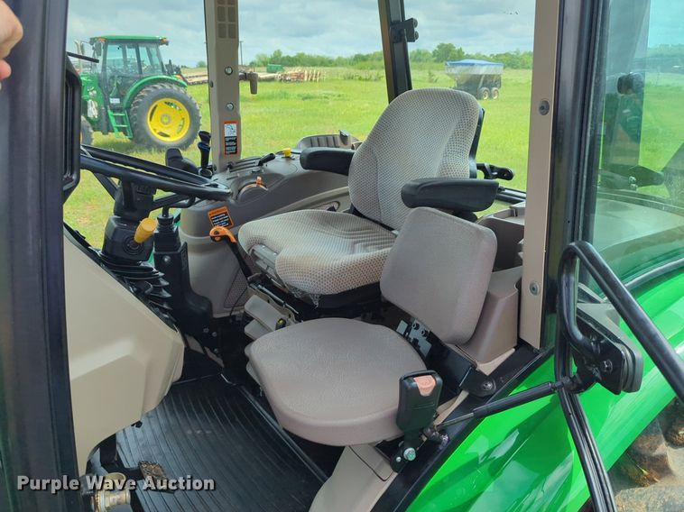 image for item DN3844 2016 John Deere 6135E MFWD tractor