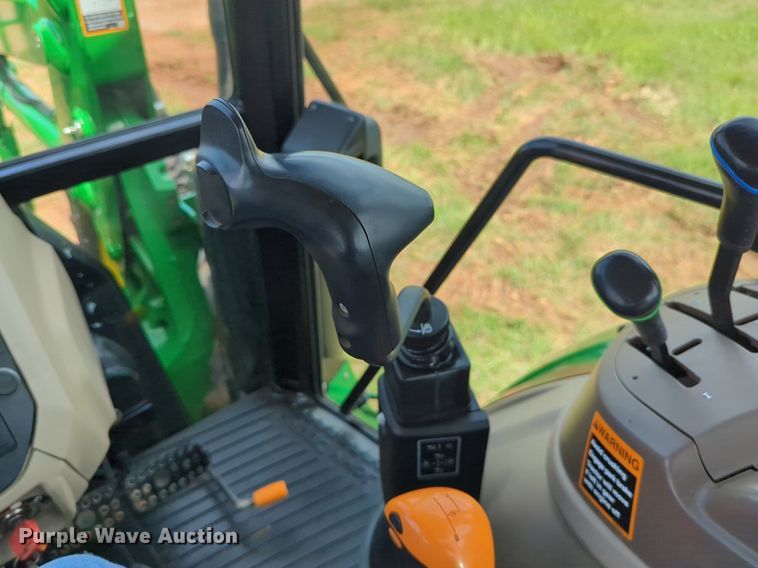 image for item DN3844 2016 John Deere 6135E MFWD tractor