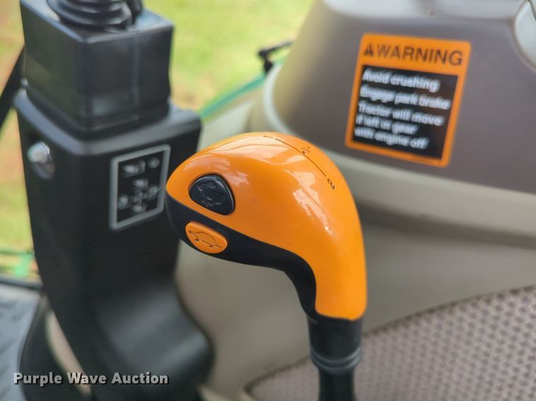 image for item DN3844 2016 John Deere 6135E MFWD tractor