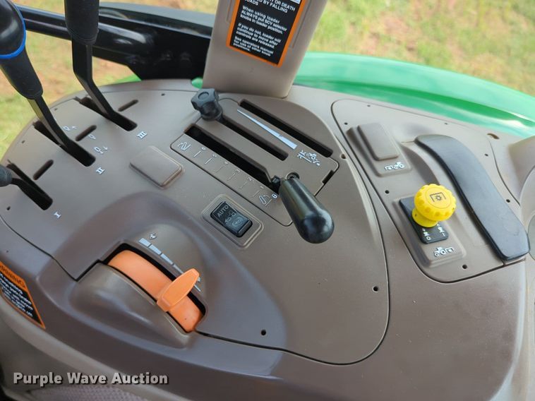 image for item DN3844 2016 John Deere 6135E MFWD tractor