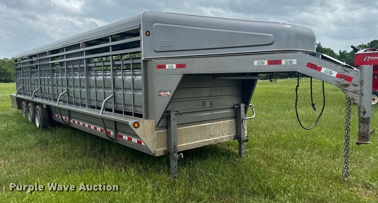 image for item DN3845 2016 GR STH6832W20LNRCS livestock trailer