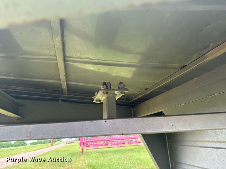 image for item DN3845 2016 GR STH6832W20LNRCS livestock trailer