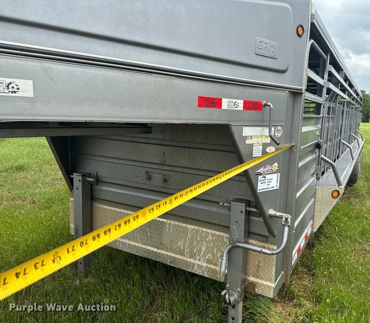 image for item DN3845 2016 GR STH6832W20LNRCS livestock trailer