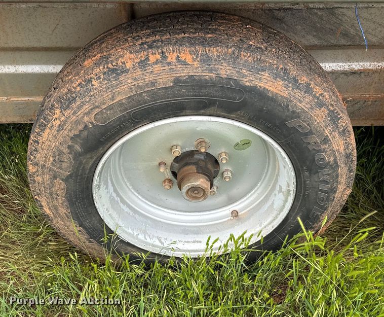 image for item DN3845 2016 GR STH6832W20LNRCS livestock trailer