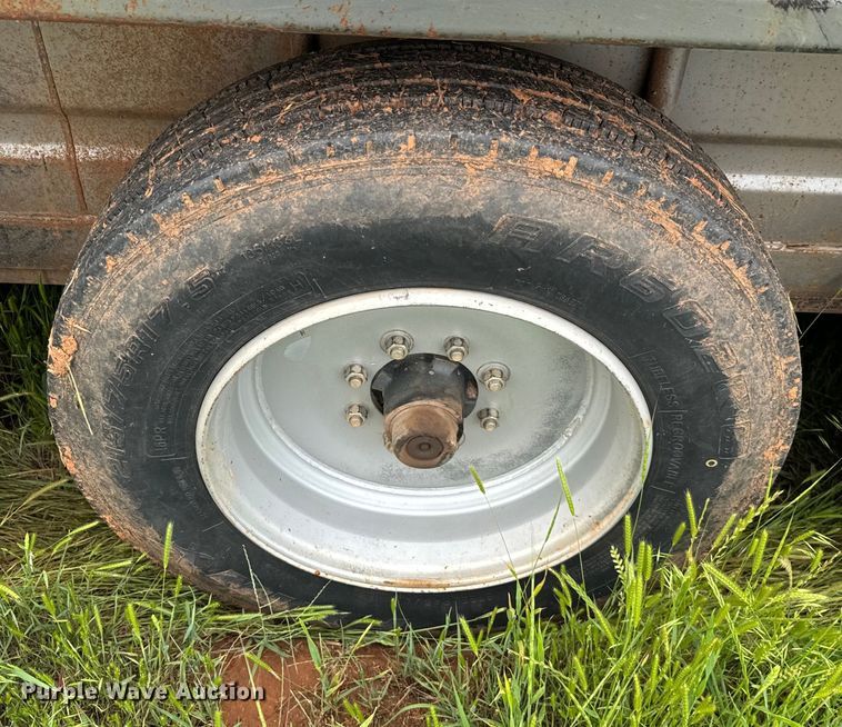 image for item DN3845 2016 GR STH6832W20LNRCS livestock trailer