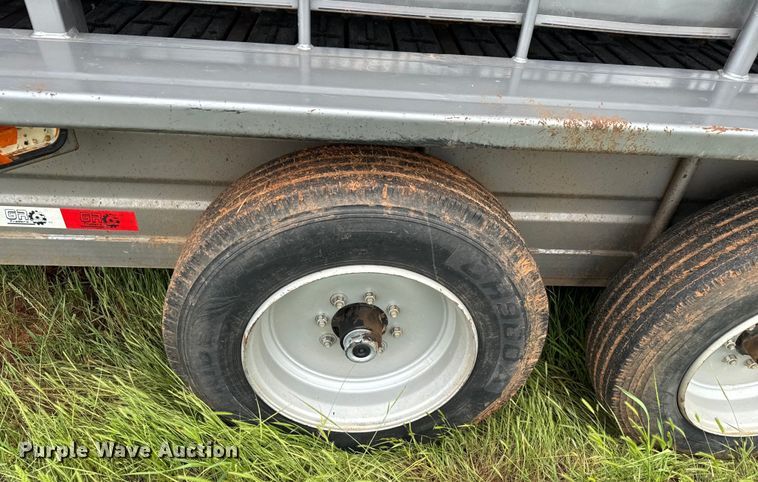 image for item DN3845 2016 GR STH6832W20LNRCS livestock trailer