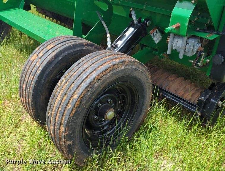 image for item DN3846 2018 Great Plains NTS2511 no-till seeder