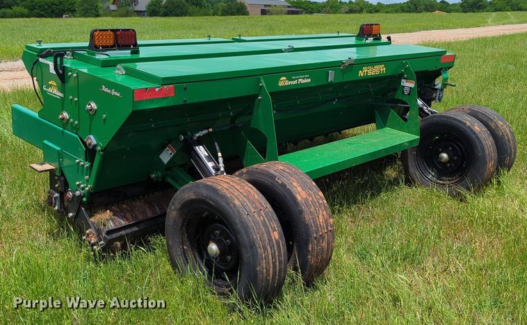 image for item DN3846 2018 Great Plains NTS2511 no-till seeder