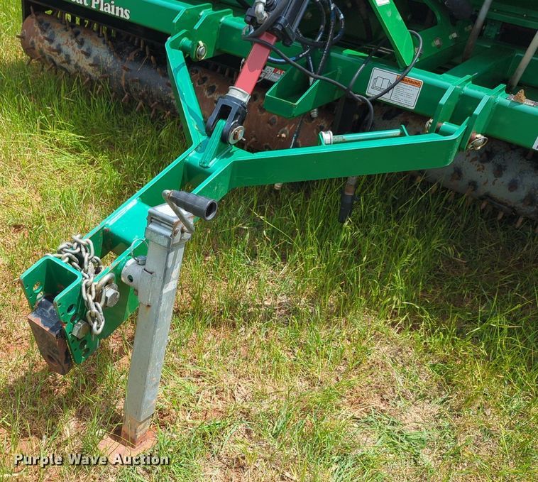 image for item DN3846 2018 Great Plains NTS2511 no-till seeder