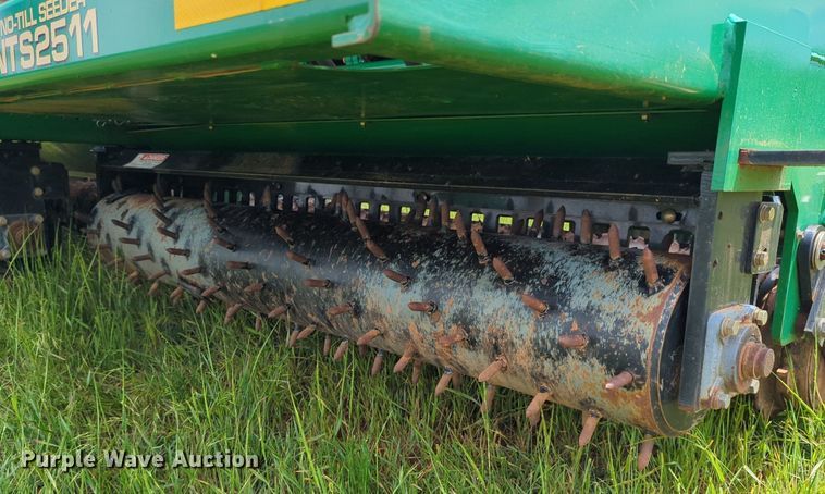 image for item DN3846 2018 Great Plains NTS2511 no-till seeder