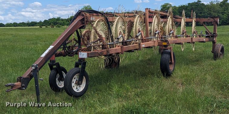 image for item DN3847 M&W DF12 hay rake