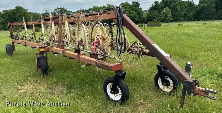 image for item DN3847 M&W DF12 hay rake