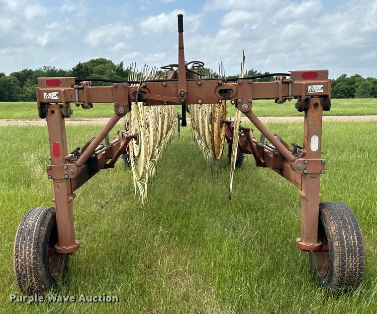 image for item DN3847 M&W DF12 hay rake