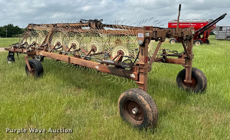 image for item DN3847 M&W DF12 hay rake