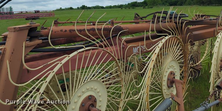 image for item DN3847 M&W DF12 hay rake