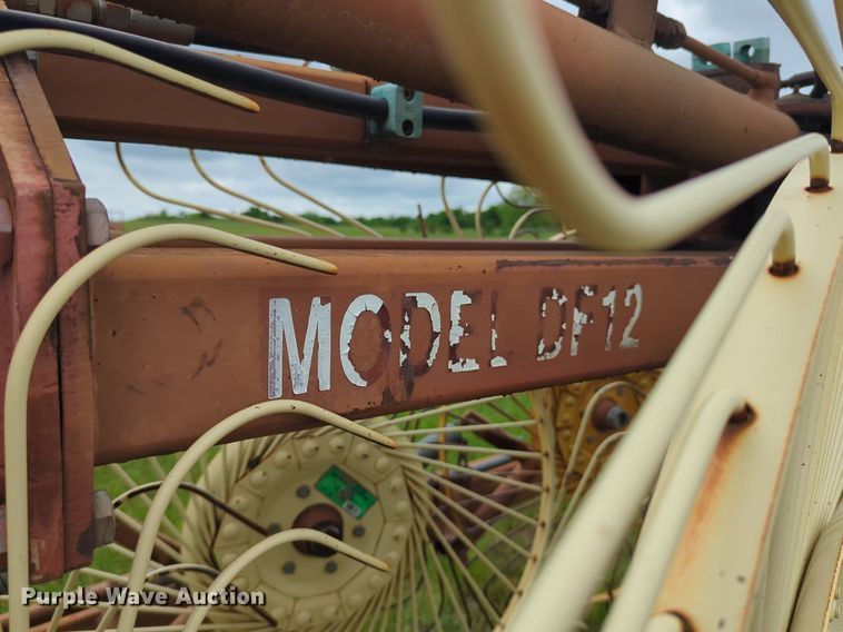 image for item DN3847 M&W DF12 hay rake