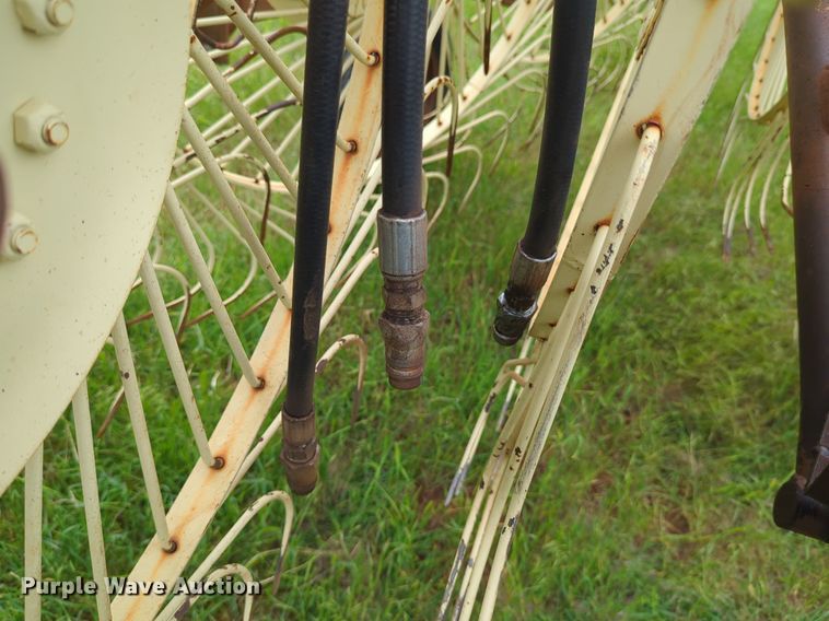 image for item DN3847 M&W DF12 hay rake