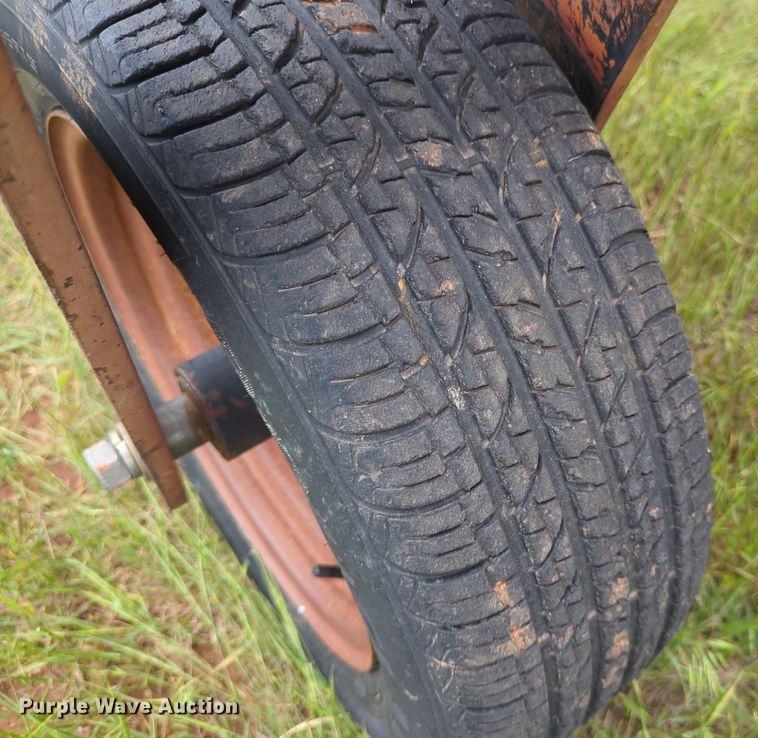 image for item DN3847 M&W DF12 hay rake