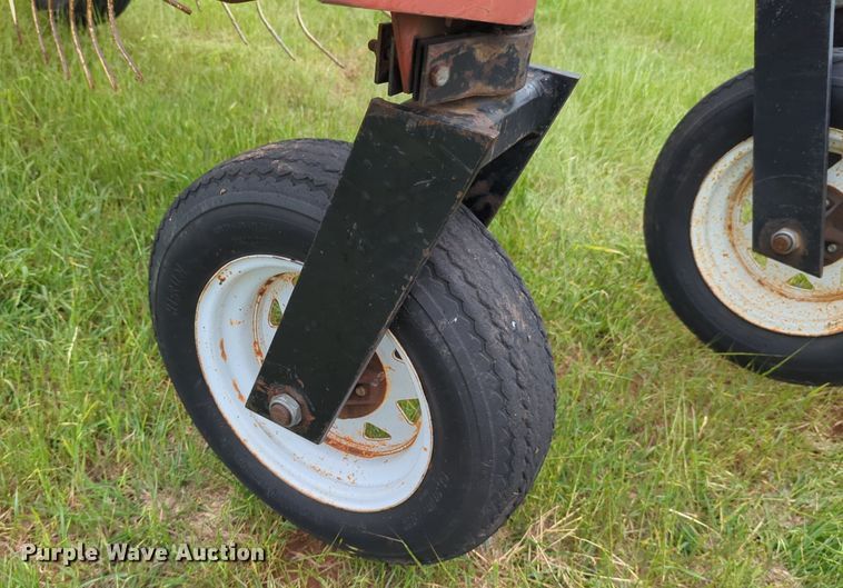 image for item DN3847 M&W DF12 hay rake