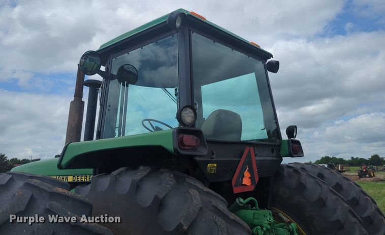 image for item DN3848 1988 John Deere 4850 MFWD tractor