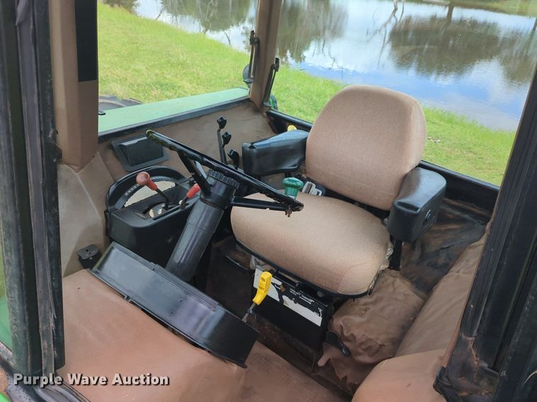 image for item DN3848 1988 John Deere 4850 MFWD tractor