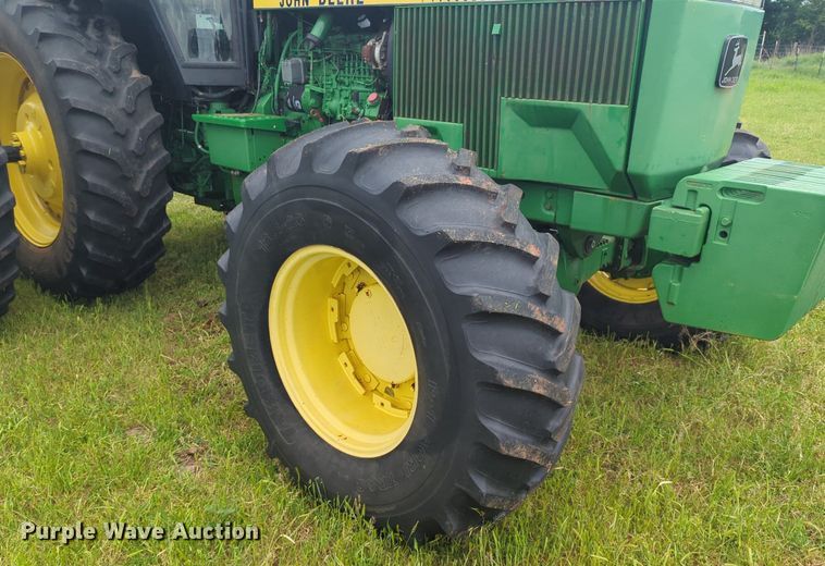 image for item DN3848 1988 John Deere 4850 MFWD tractor