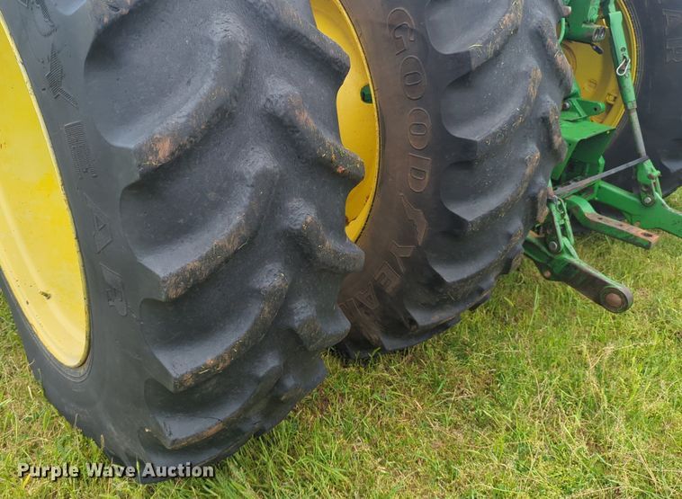 image for item DN3848 1988 John Deere 4850 MFWD tractor