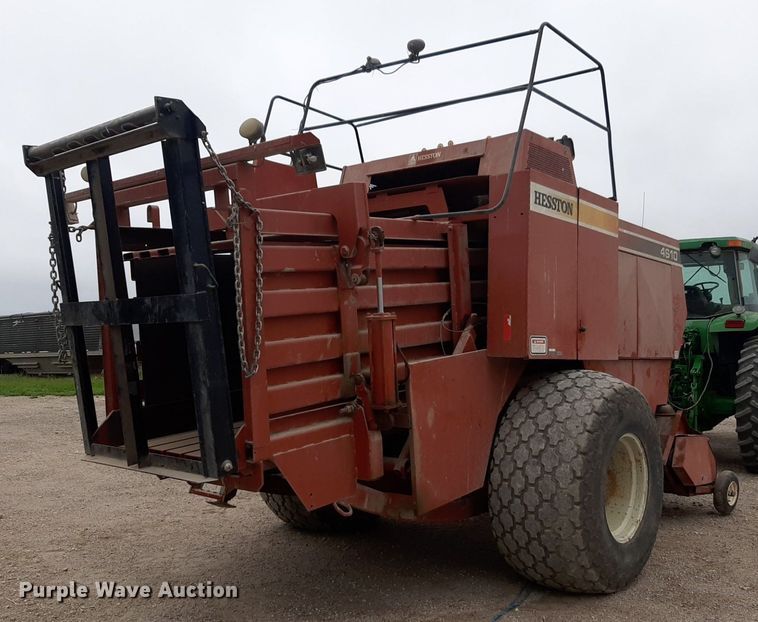 image for item DQ7090 1998 Hesston 4910 large square baler