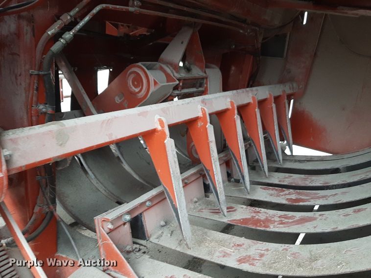 image for item DQ7090 1998 Hesston 4910 large square baler