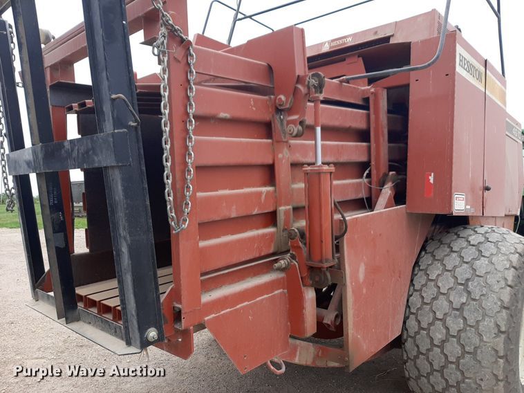 image for item DQ7090 1998 Hesston 4910 large square baler