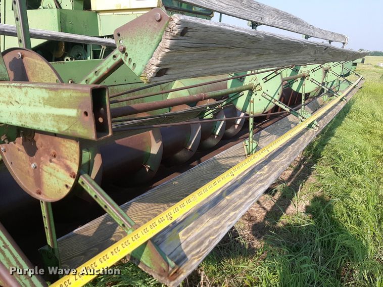 image for item DQ7107 1968 John Deere 95 combine