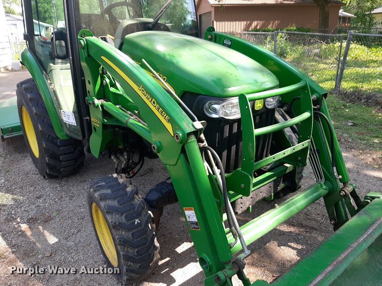 image for item DQ7109 2007 John Deere 3520 MFWD tractor
