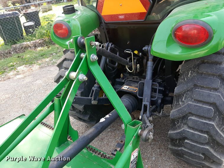 image for item DQ7109 2007 John Deere 3520 MFWD tractor
