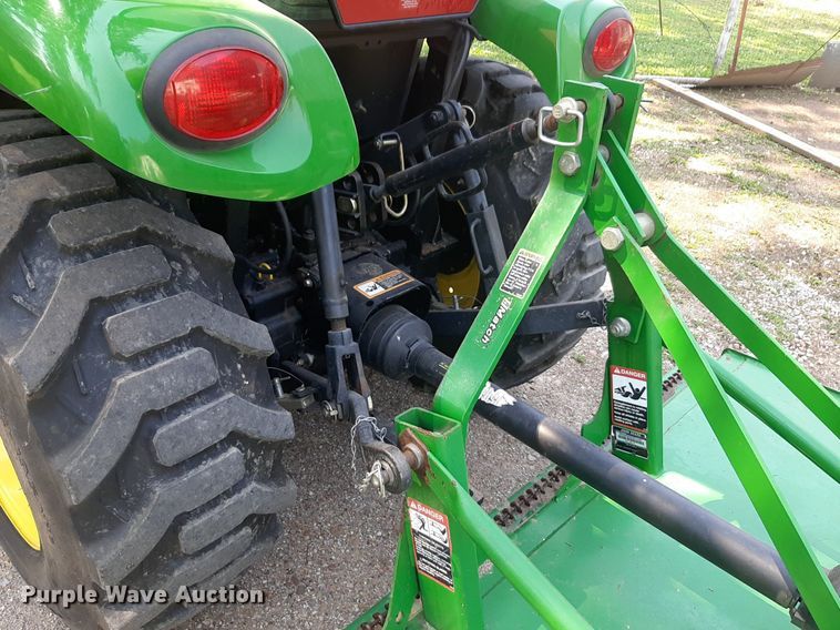 image for item DQ7109 2007 John Deere 3520 MFWD tractor