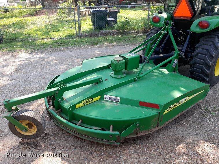 image for item DQ7109 2007 John Deere 3520 MFWD tractor