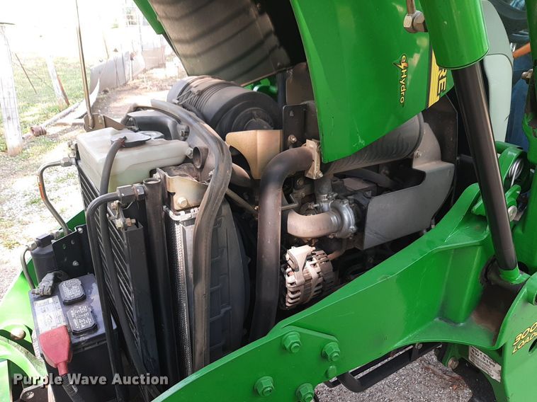 image for item DQ7109 2007 John Deere 3520 MFWD tractor