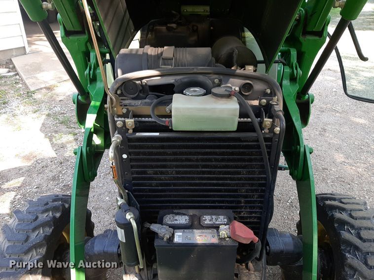 image for item DQ7109 2007 John Deere 3520 MFWD tractor