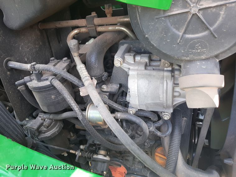 image for item DQ7109 2007 John Deere 3520 MFWD tractor