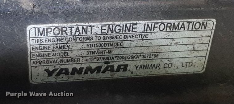 image for item DQ7109 2007 John Deere 3520 MFWD tractor