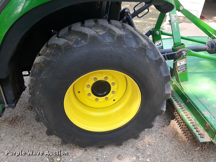 image for item DQ7109 2007 John Deere 3520 MFWD tractor