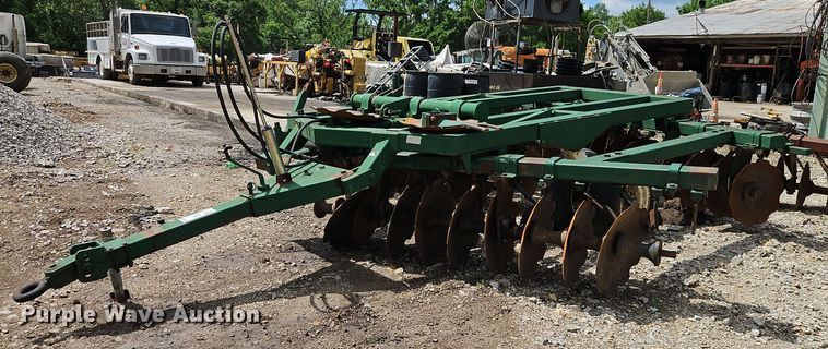 image for item DR8609 Crust Buster 14 H off-set disk